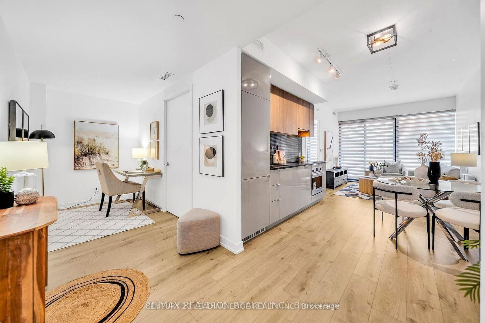 161 Roehampton Avenue, Unit 603 thumbnail 8