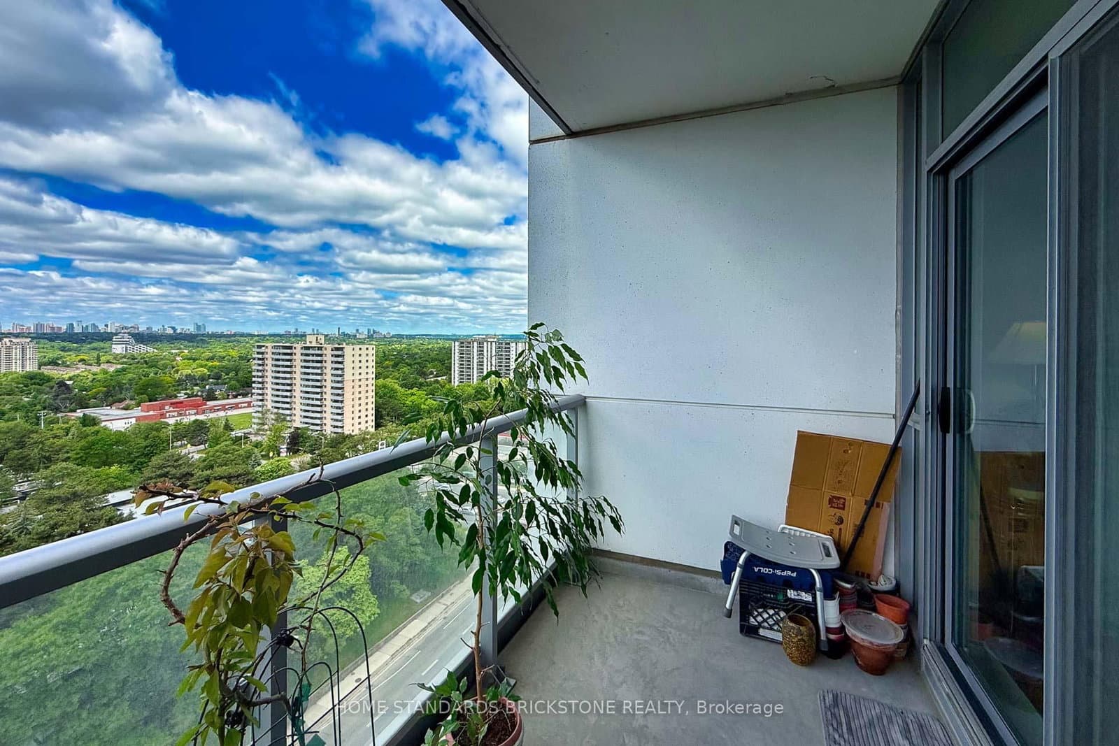 66 Forest Manor Road, Unit 1201 thumbnail 25