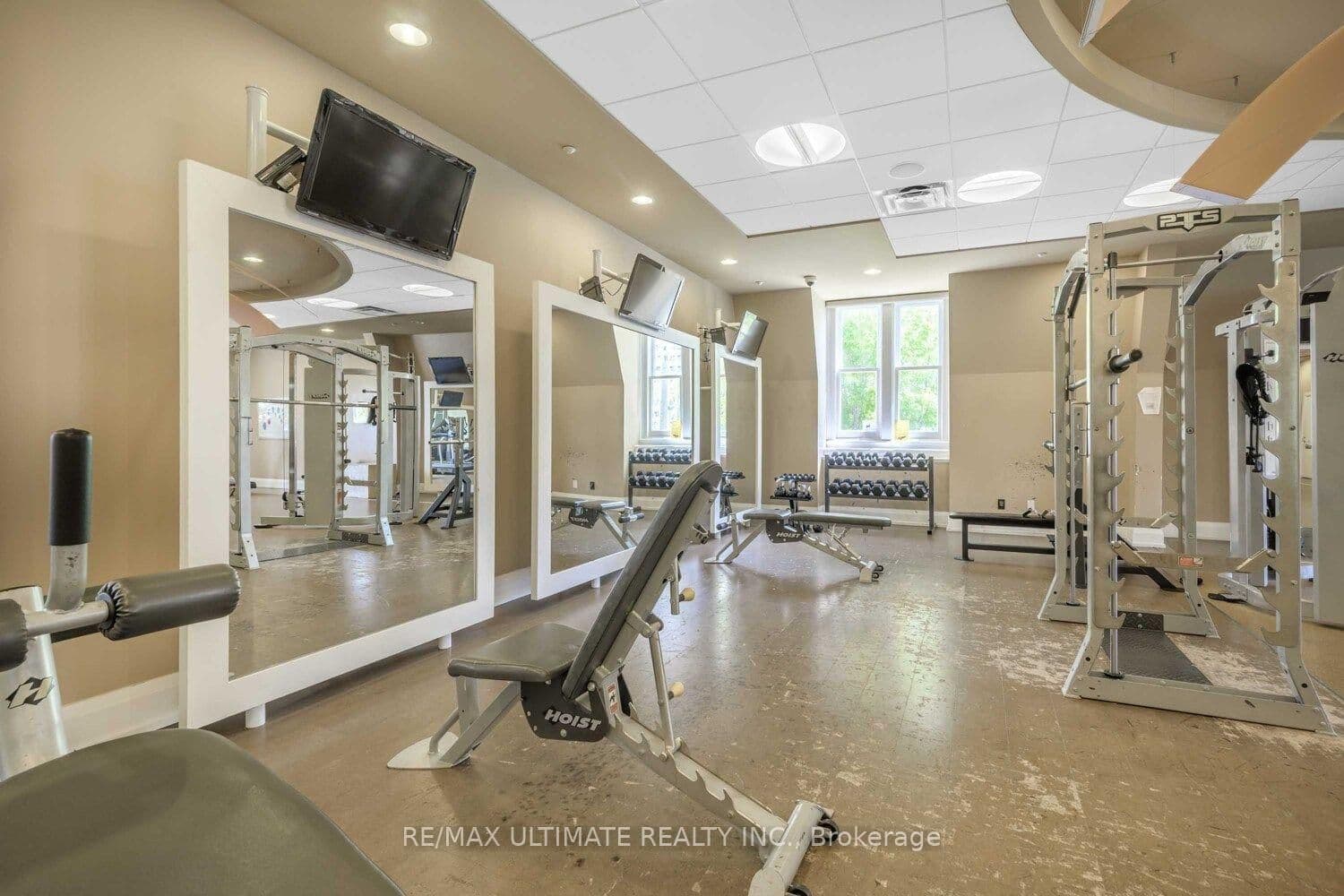 28 Linden Street, Unit 404 thumbnail 37