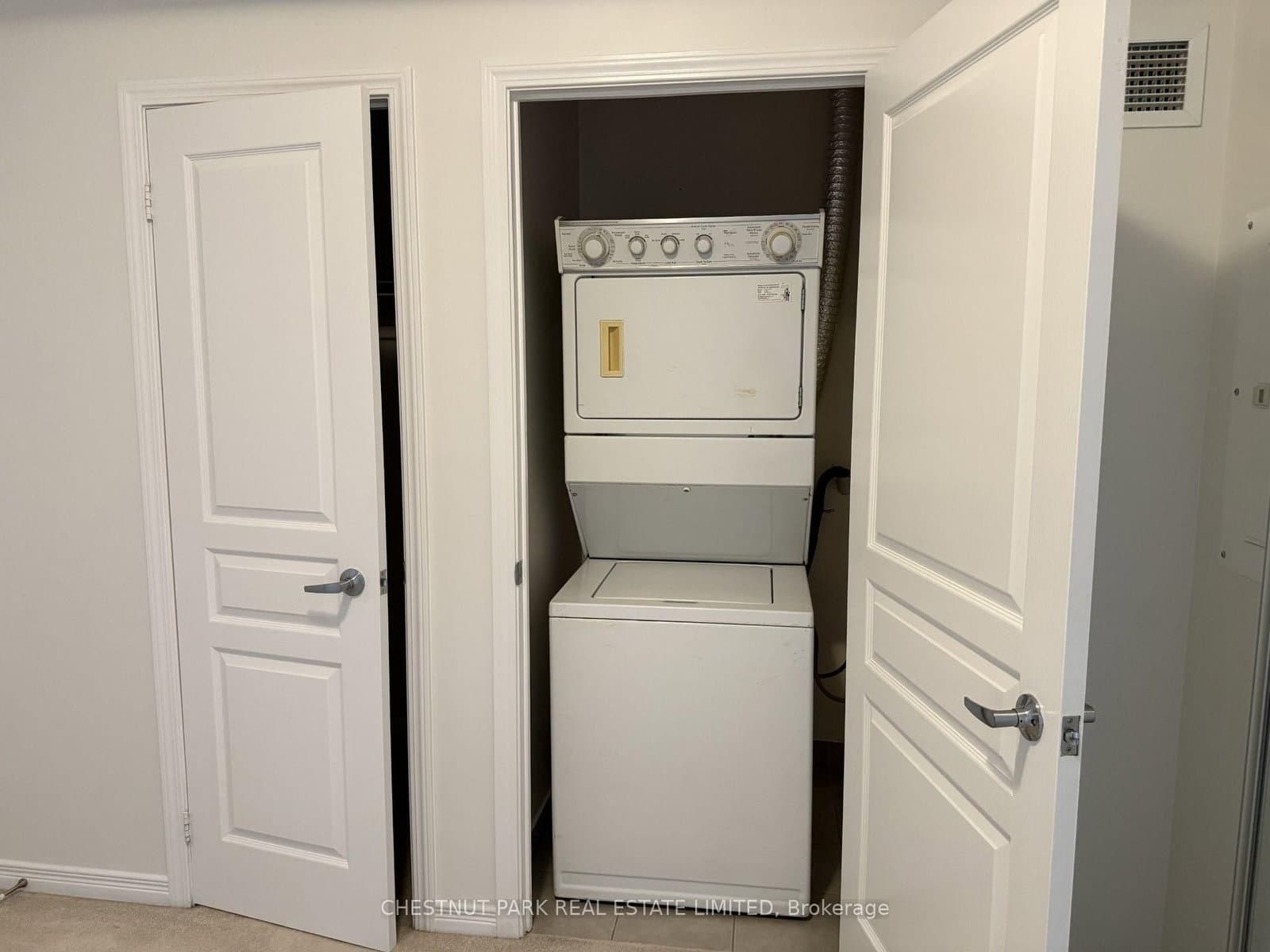 352 Front Street W, Unit 1711 thumbnail 11