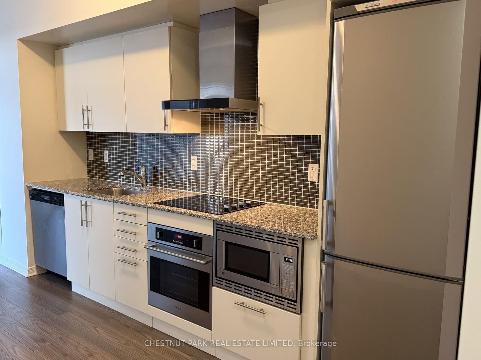 352 Front Street W, Unit 1711 thumbnail 4