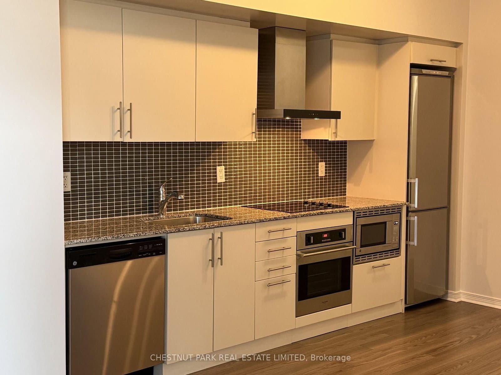 352 Front Street W, Unit 1711 thumbnail 5