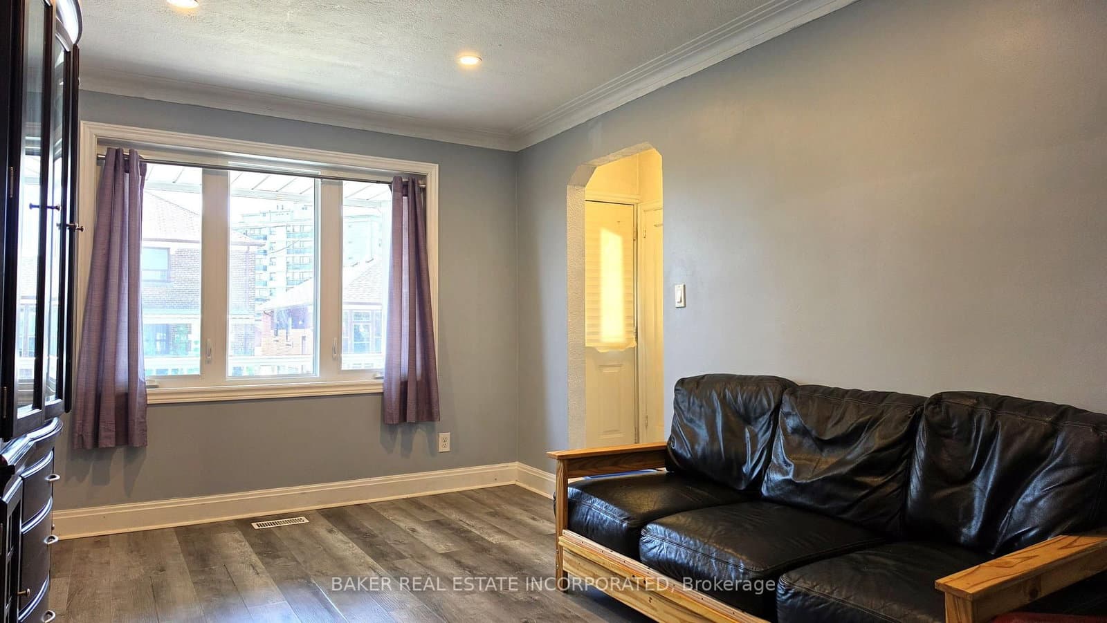 739 Vaughan Road thumbnail 5
