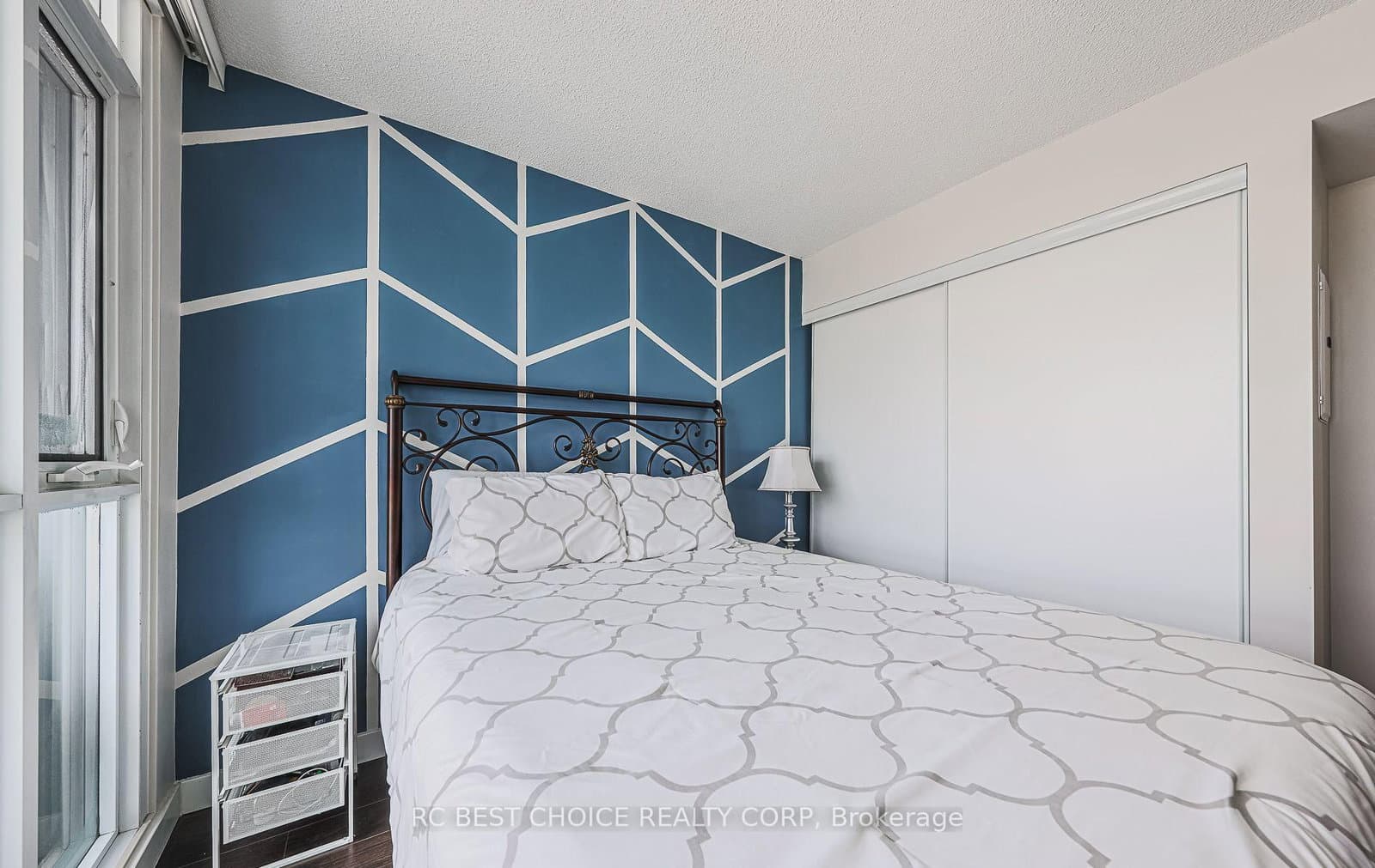 21 Iceboat Terrace N, Unit 1501 thumbnail 24