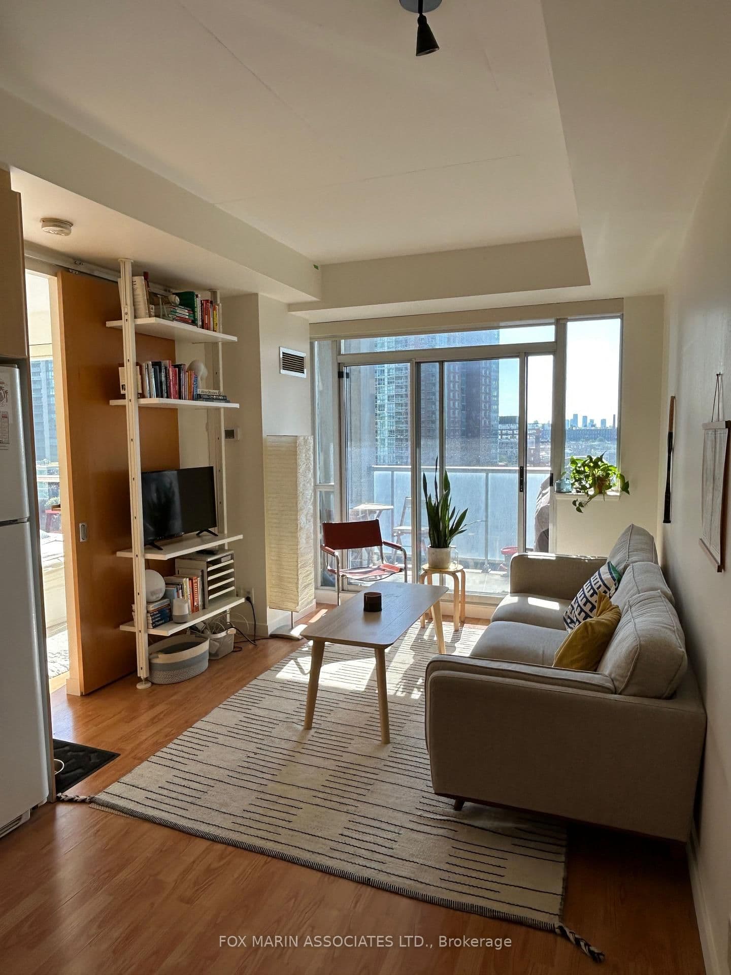 1 Shaw Street, Unit 1022 thumbnail 4