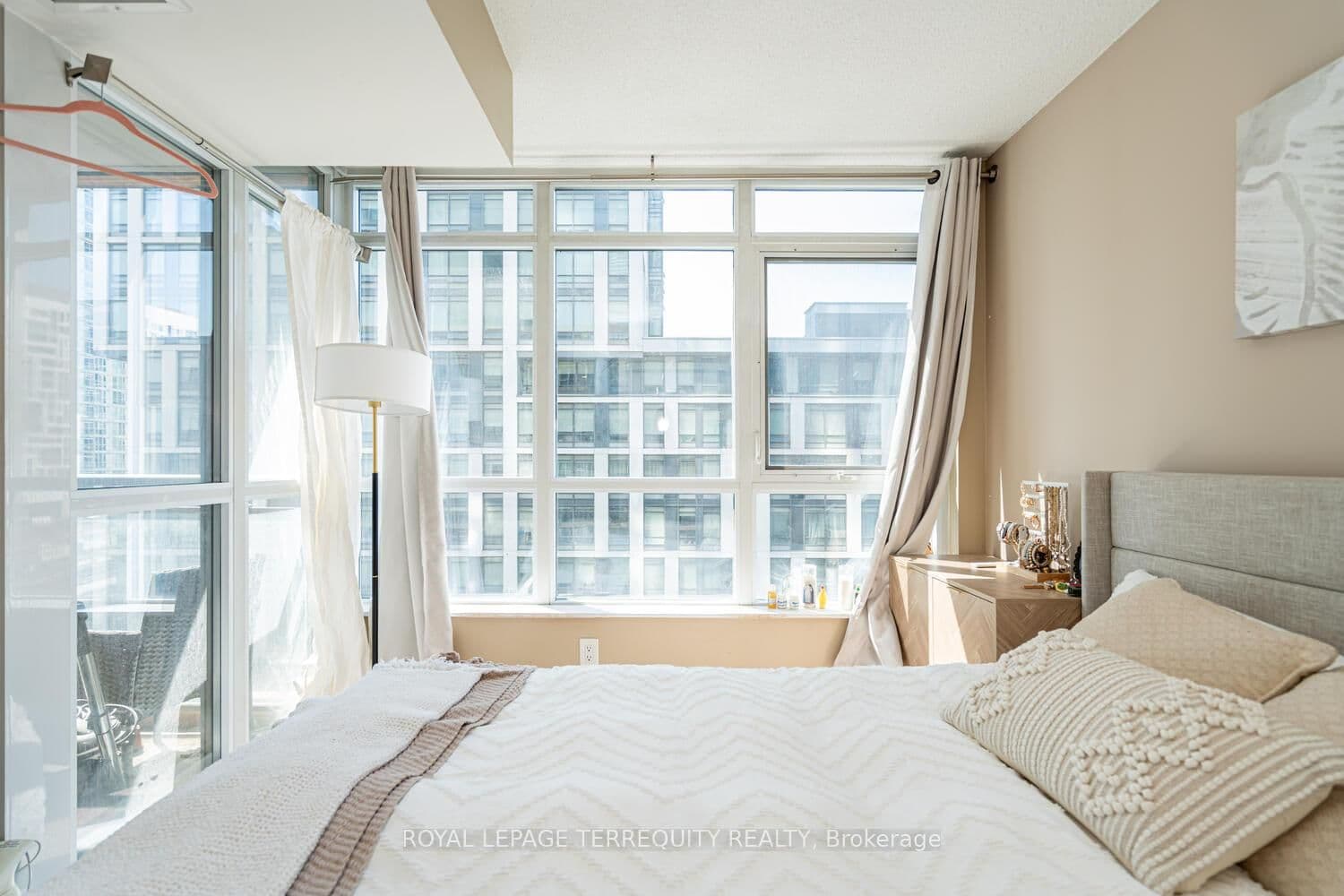 151 Dan Leckie Way, Unit 610 thumbnail 10