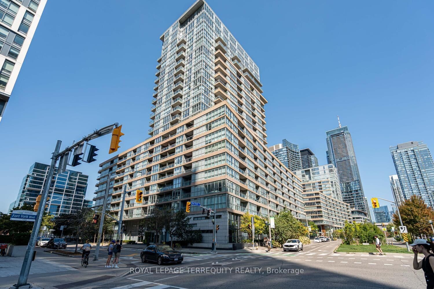 151 Dan Leckie Way, Unit 610 thumbnail 17