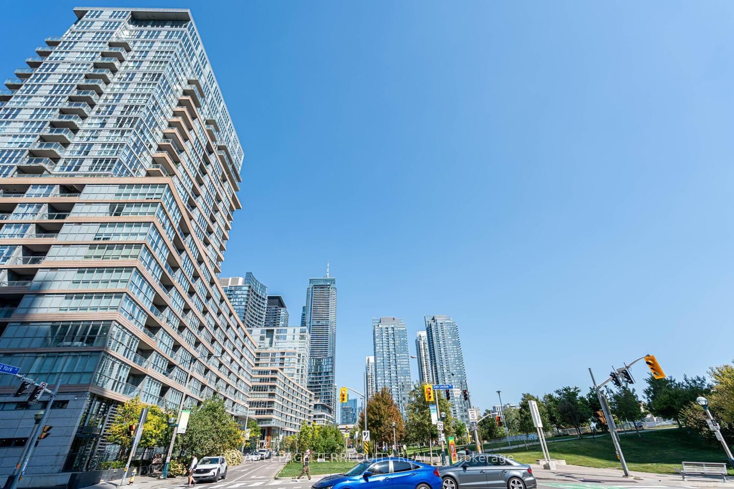 151 Dan Leckie Way, Unit 610 thumbnail 3
