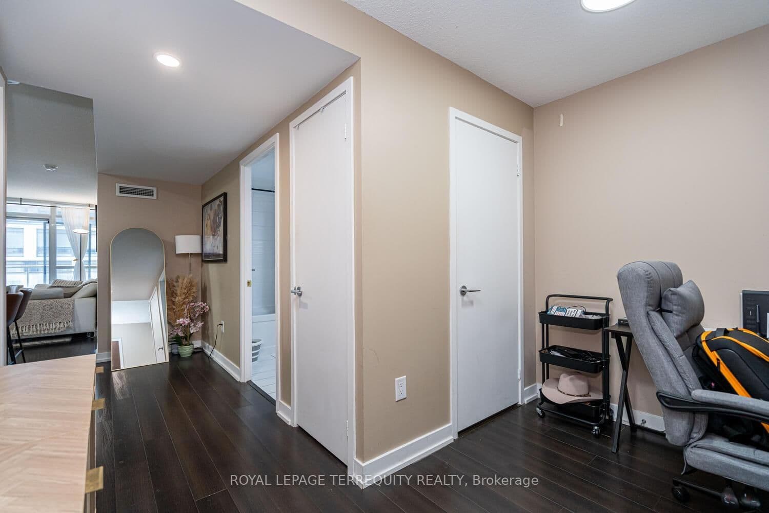 151 Dan Leckie Way, Unit 610 thumbnail 8