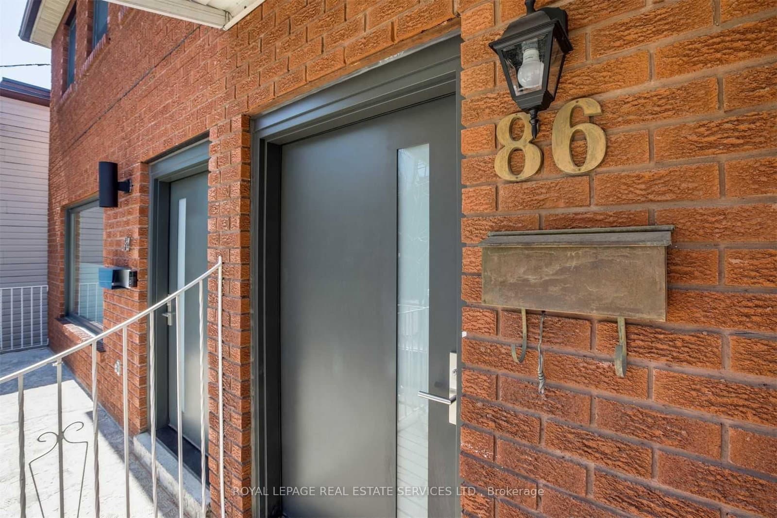 86 Givins Street, Unit Upper thumbnail 3