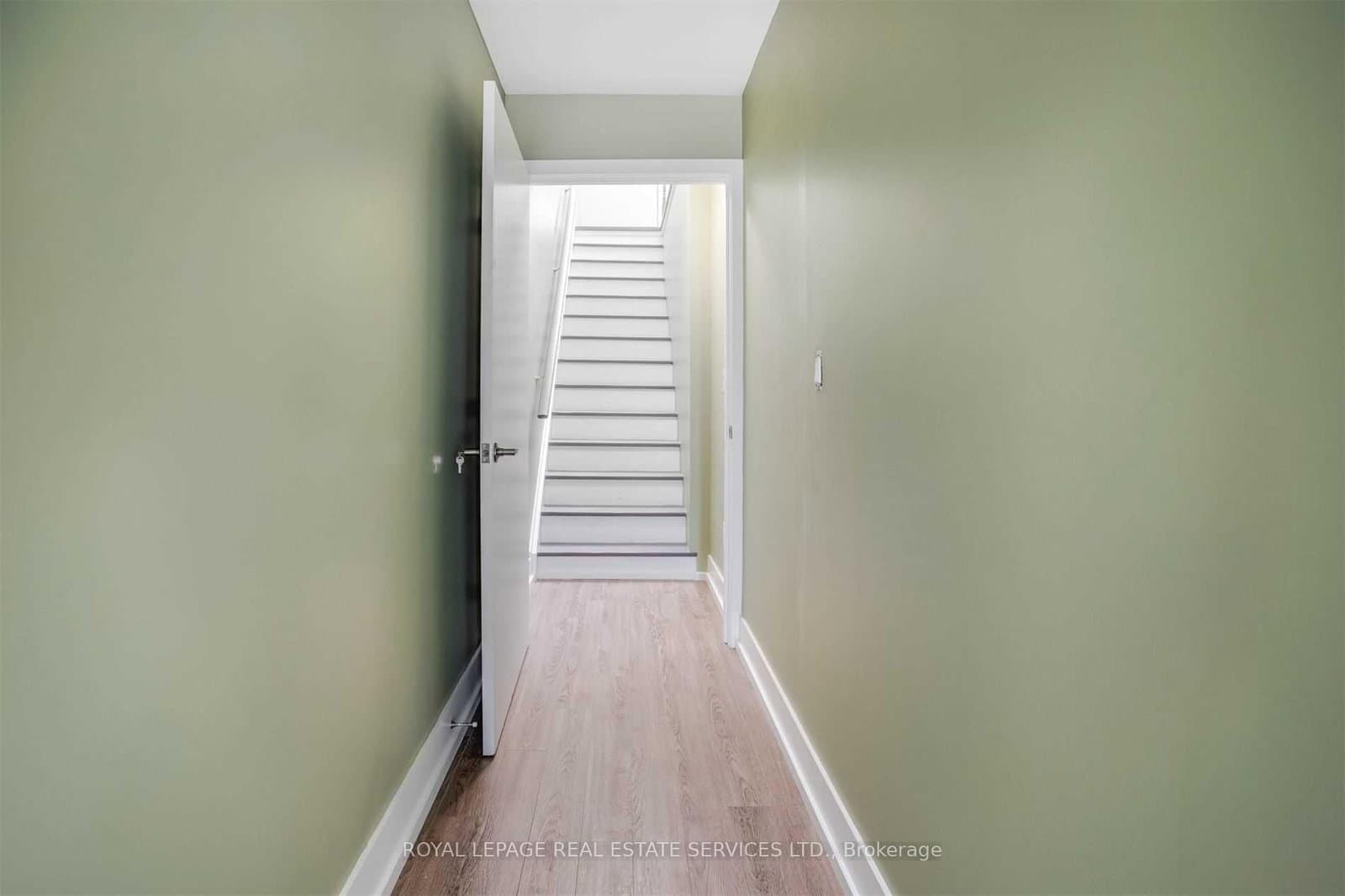 86 Givins Street, Unit Upper thumbnail 4