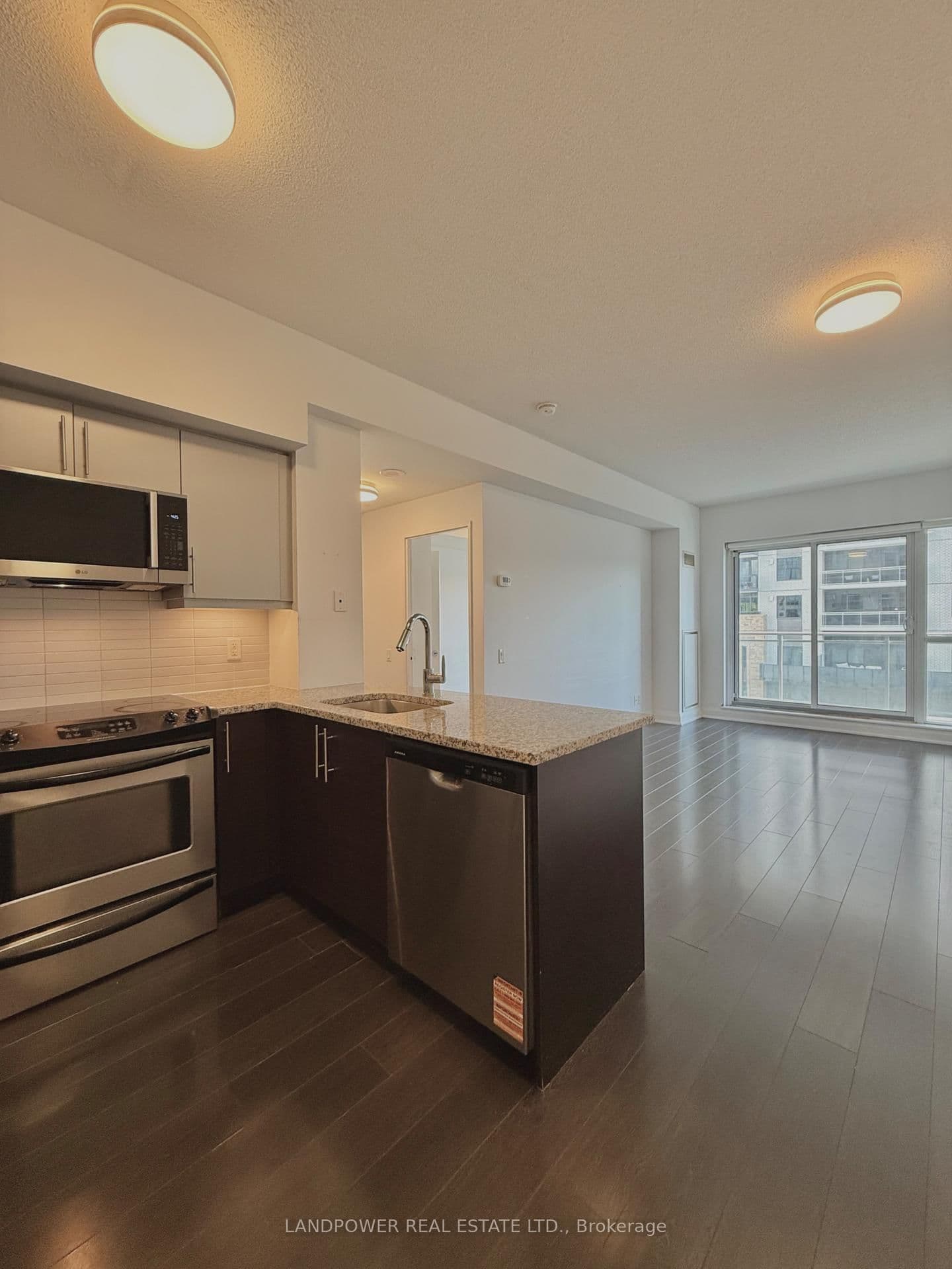 83 Redpath Avenue, Unit 306 thumbnail 6