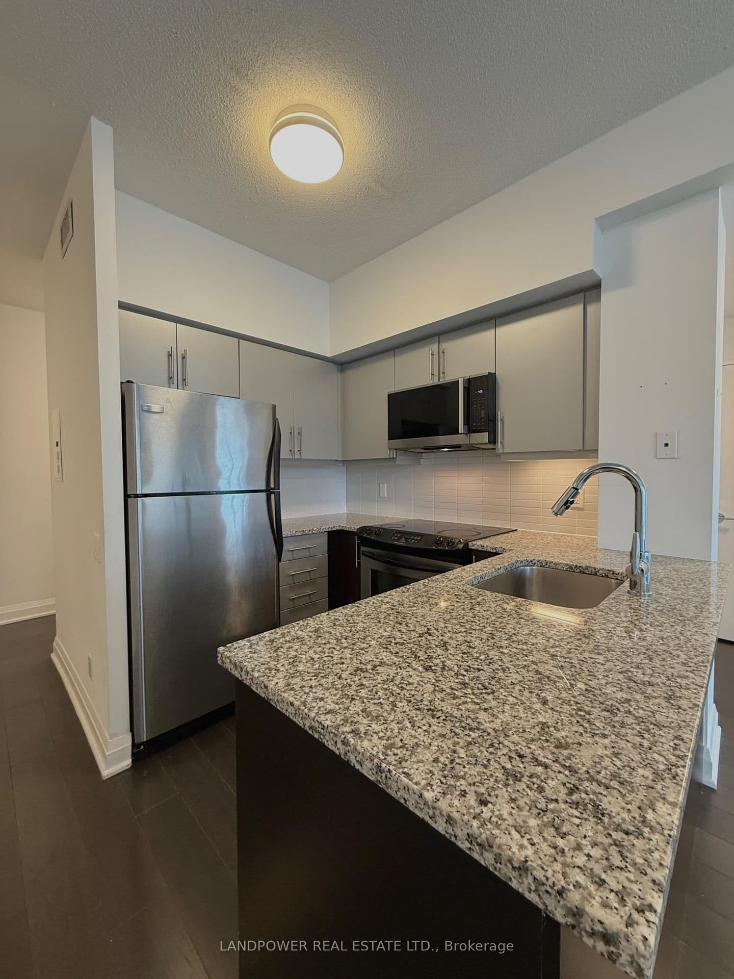83 Redpath Avenue, Unit 306 thumbnail 8