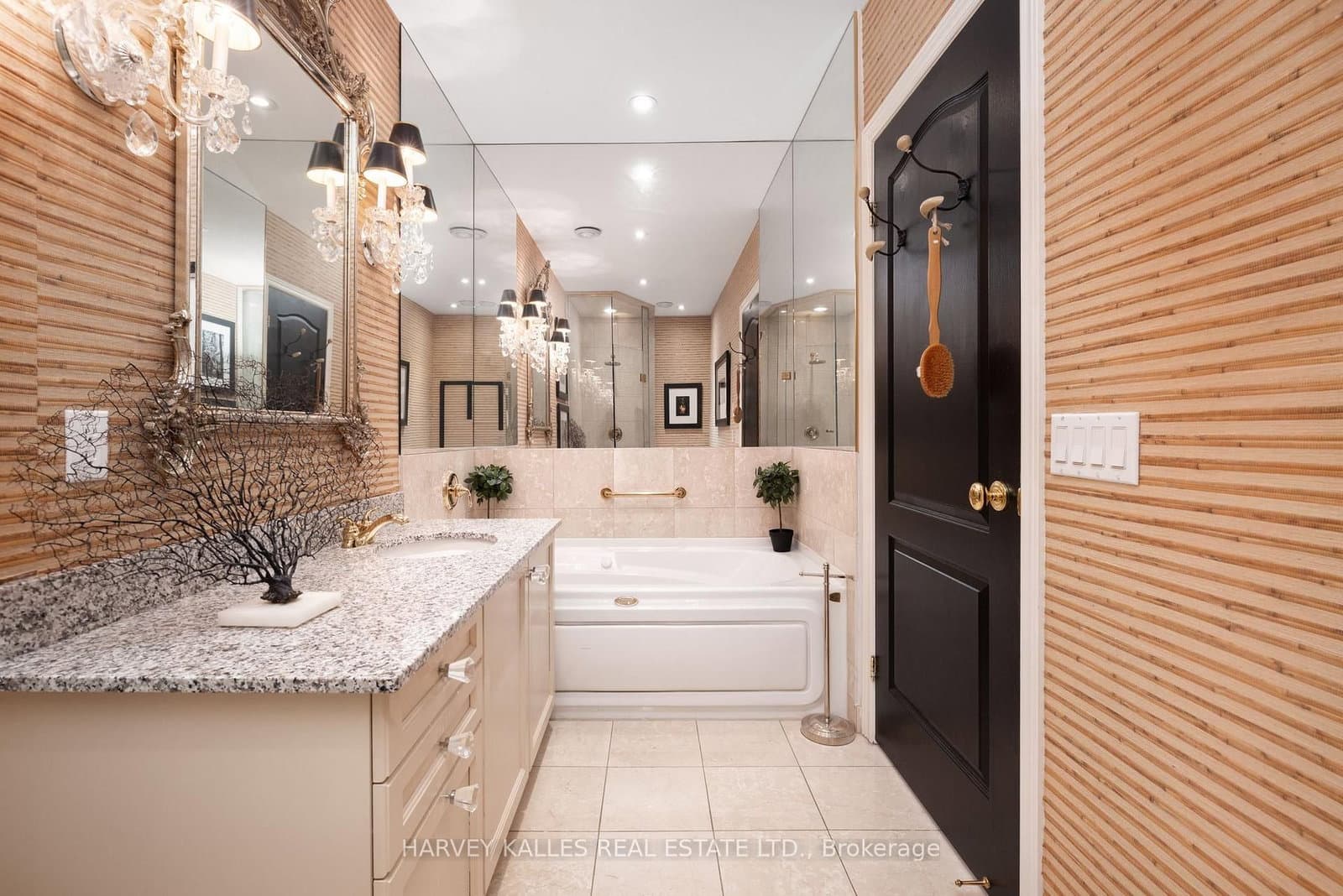 260 Russell Hill Road, Unit 21 thumbnail 13