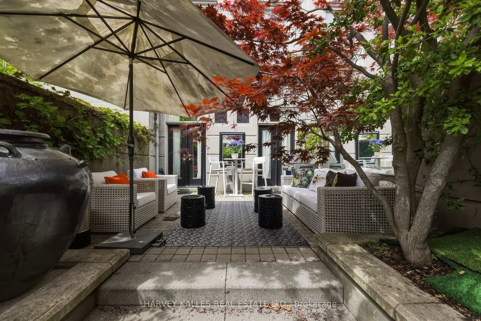 260 Russell Hill Road, Unit 21 thumbnail 21