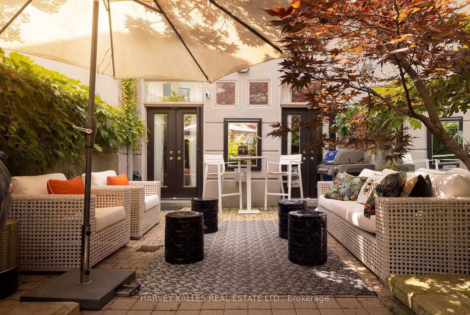 260 Russell Hill Road, Unit 21 thumbnail 4