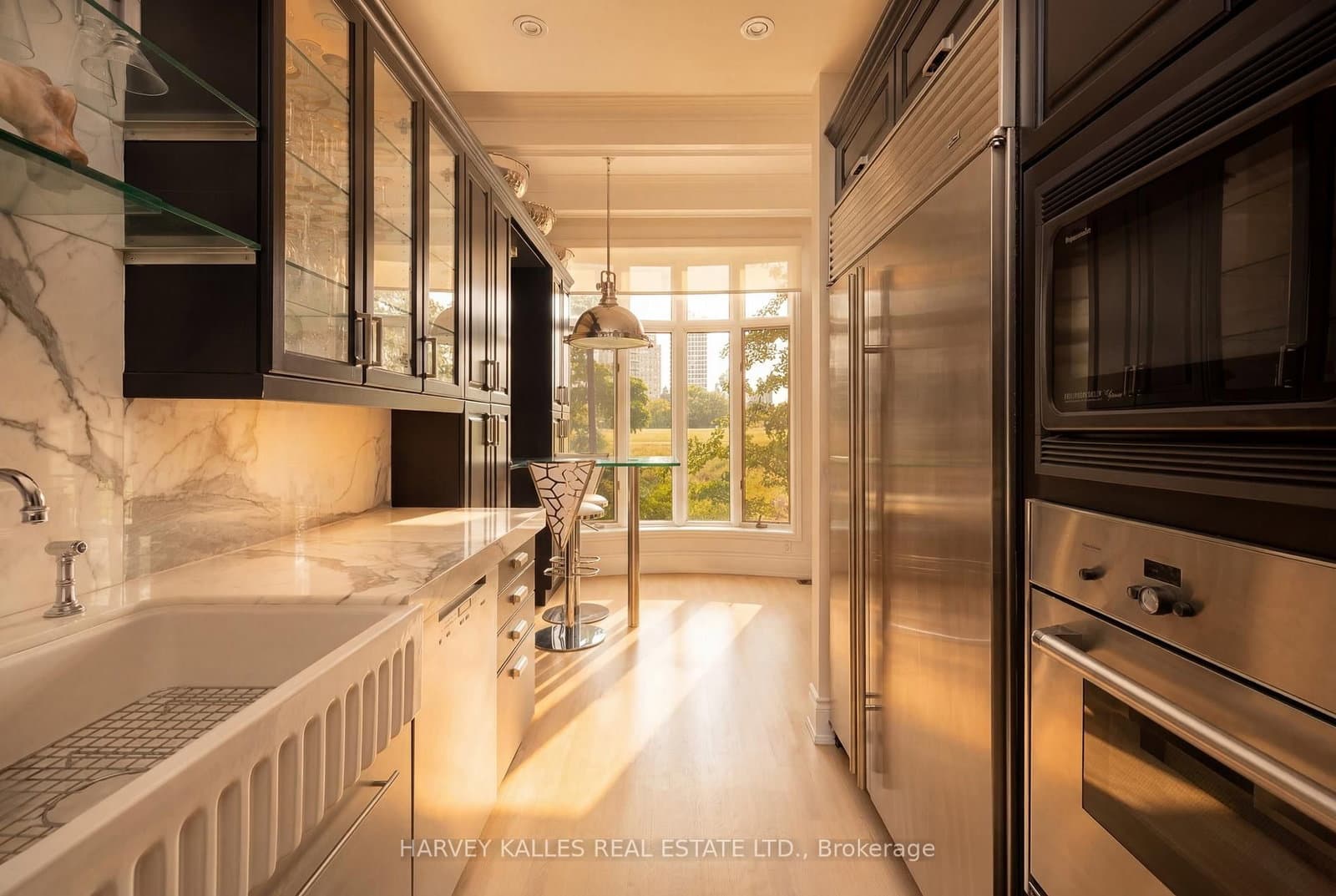 260 Russell Hill Road, Unit 21 thumbnail 5