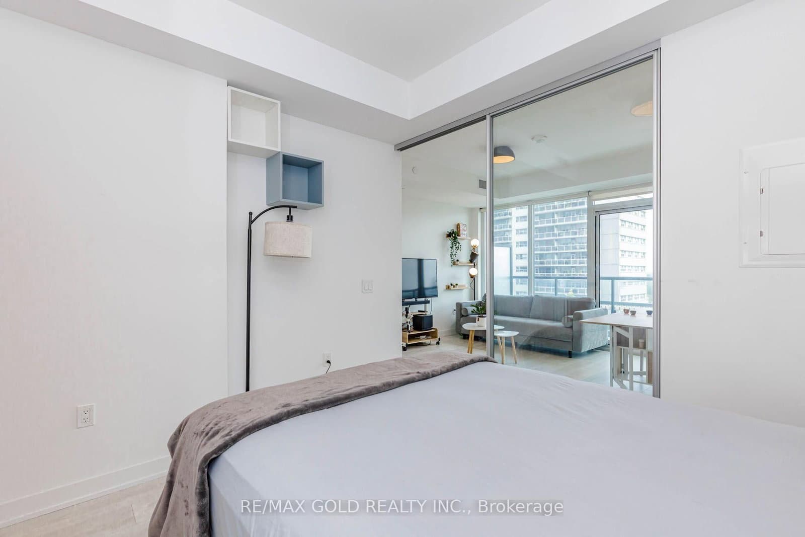 127 Broadway Avenue, Unit 1011 thumbnail 24