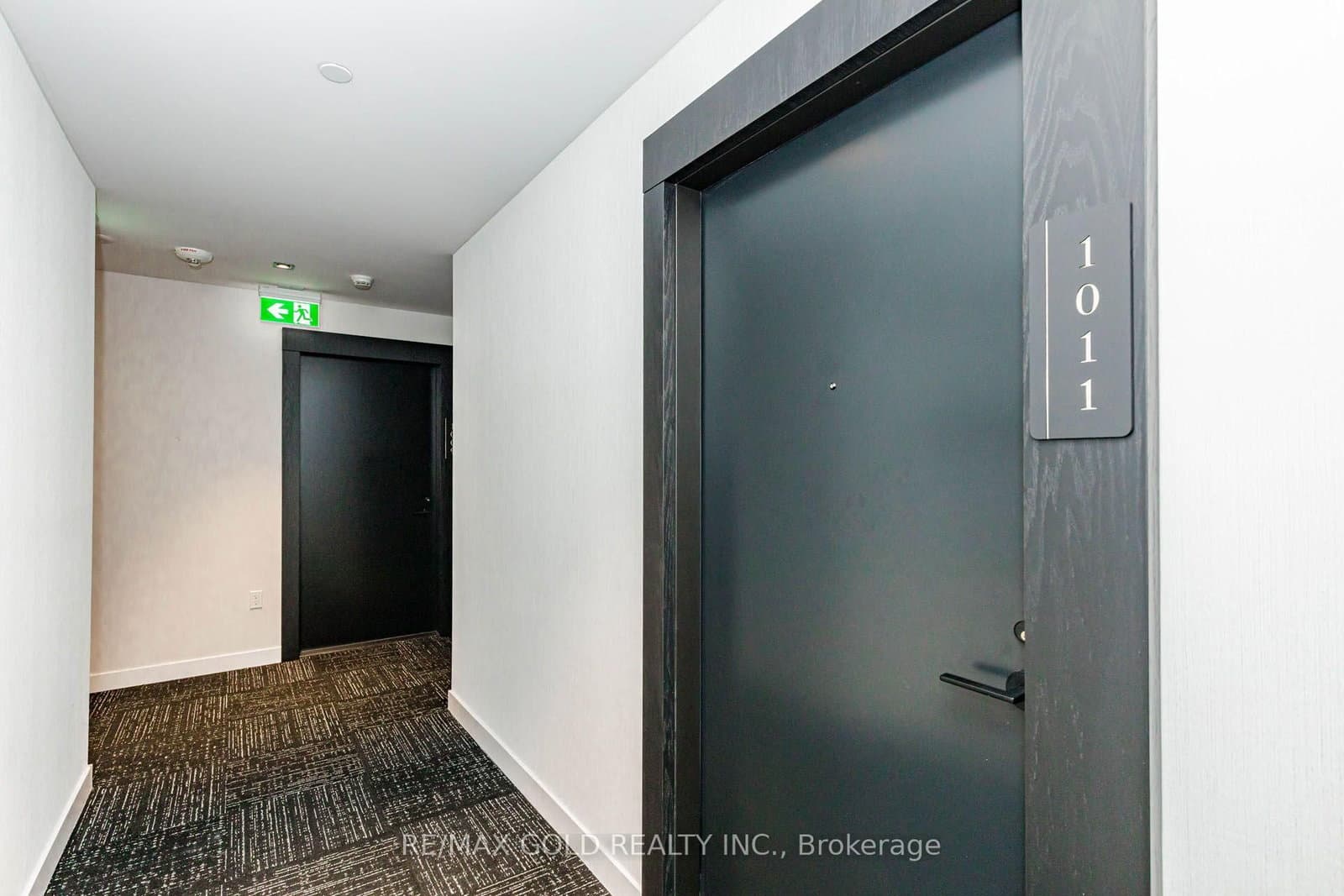 127 Broadway Avenue, Unit 1011 thumbnail 6