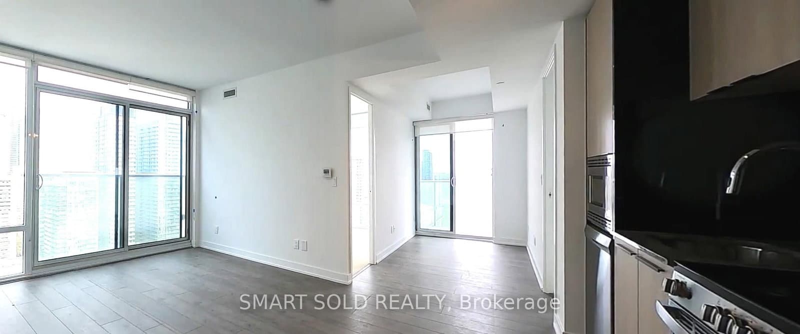 501 Yonge Street, Unit 1105 thumbnail 8