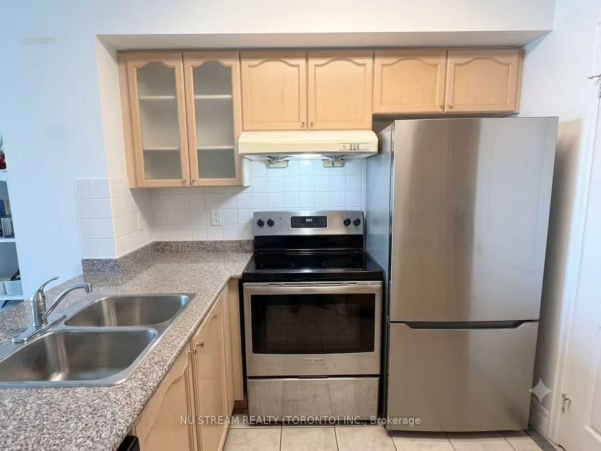 188 Doris Avenue, Unit 1719 thumbnail 3
