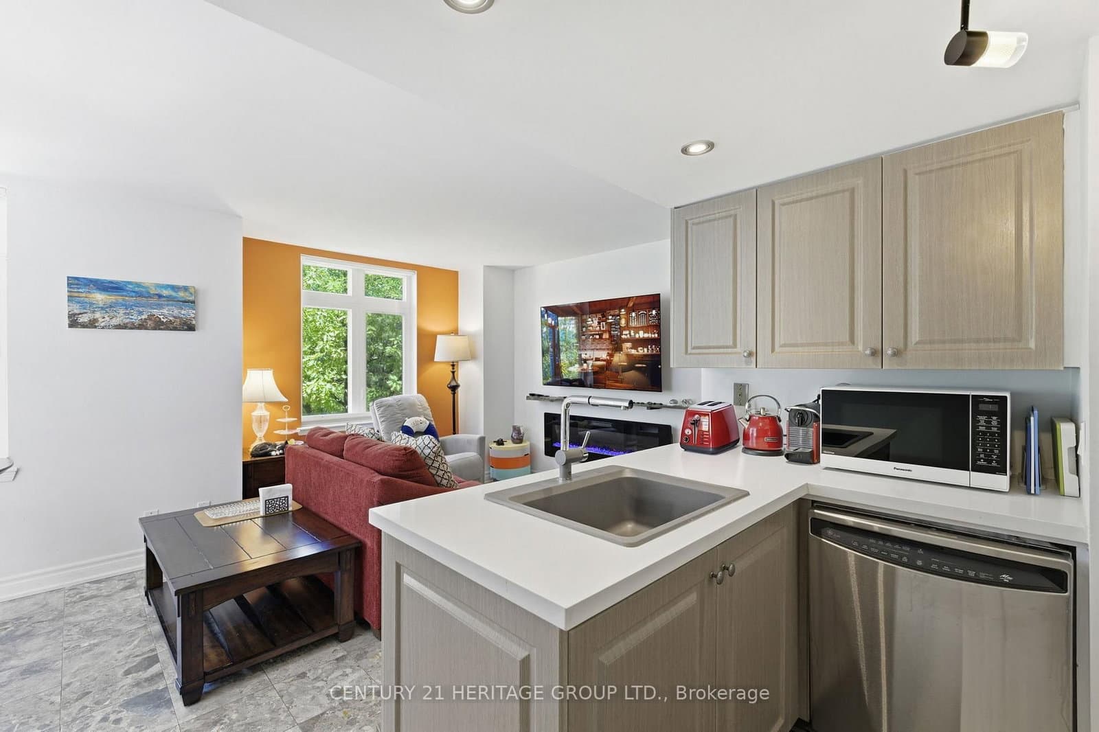 87 Lillian Street, Unit 8 thumbnail 11