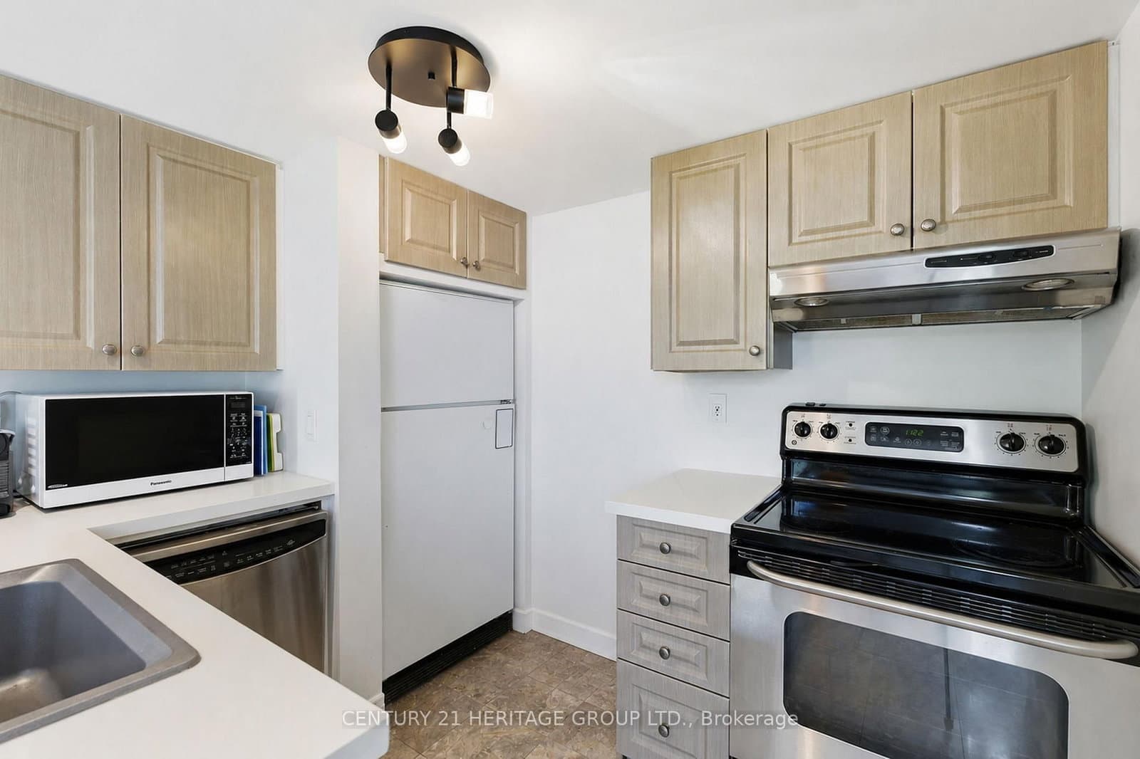 87 Lillian Street, Unit 8 thumbnail 12