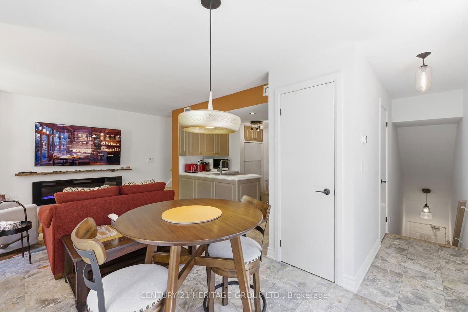 87 Lillian Street, Unit 8 thumbnail 6