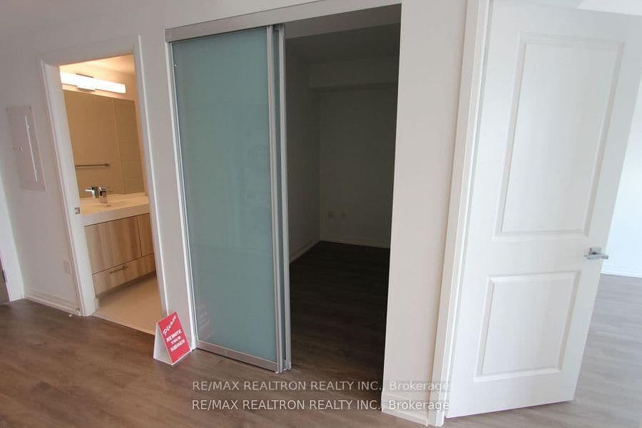 251 Jarvis Street, Unit 4712 thumbnail 5