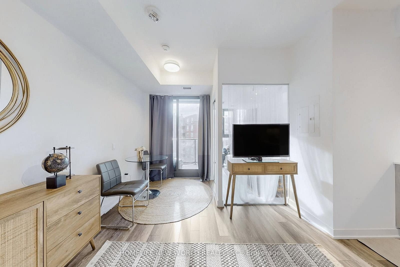 250 Lawrence Avenue W, Unit 518 thumbnail 3