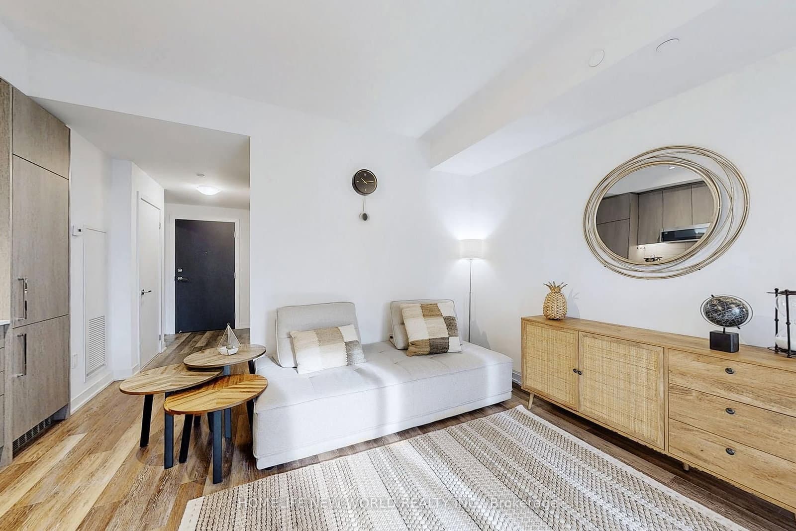 250 Lawrence Avenue W, Unit 518 thumbnail 5