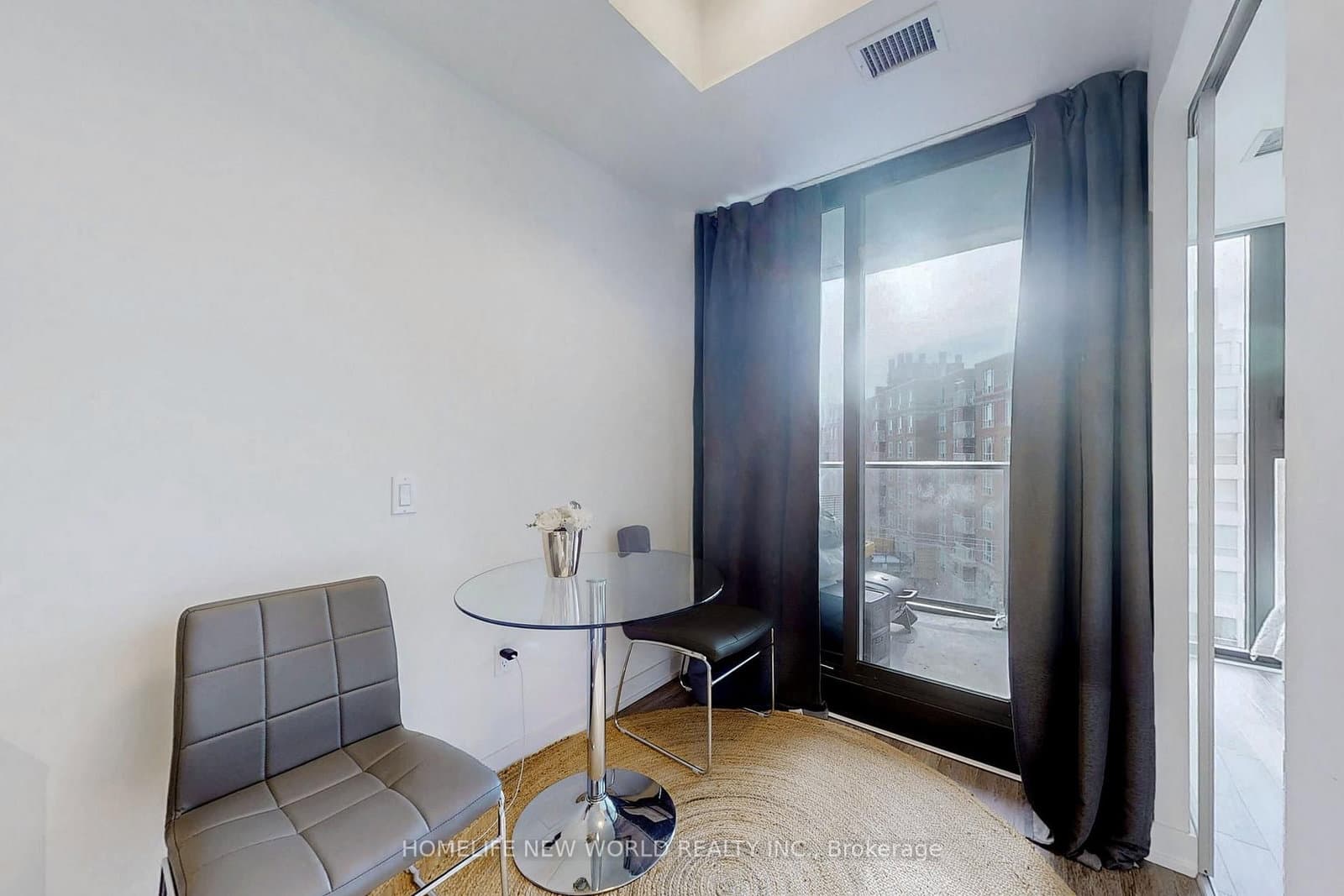 250 Lawrence Avenue W, Unit 518 thumbnail 7