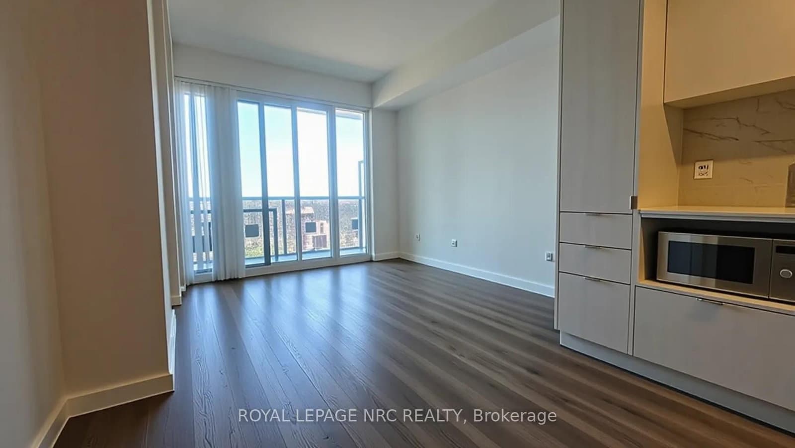 138 Downes Street, Unit 6302 thumbnail 14