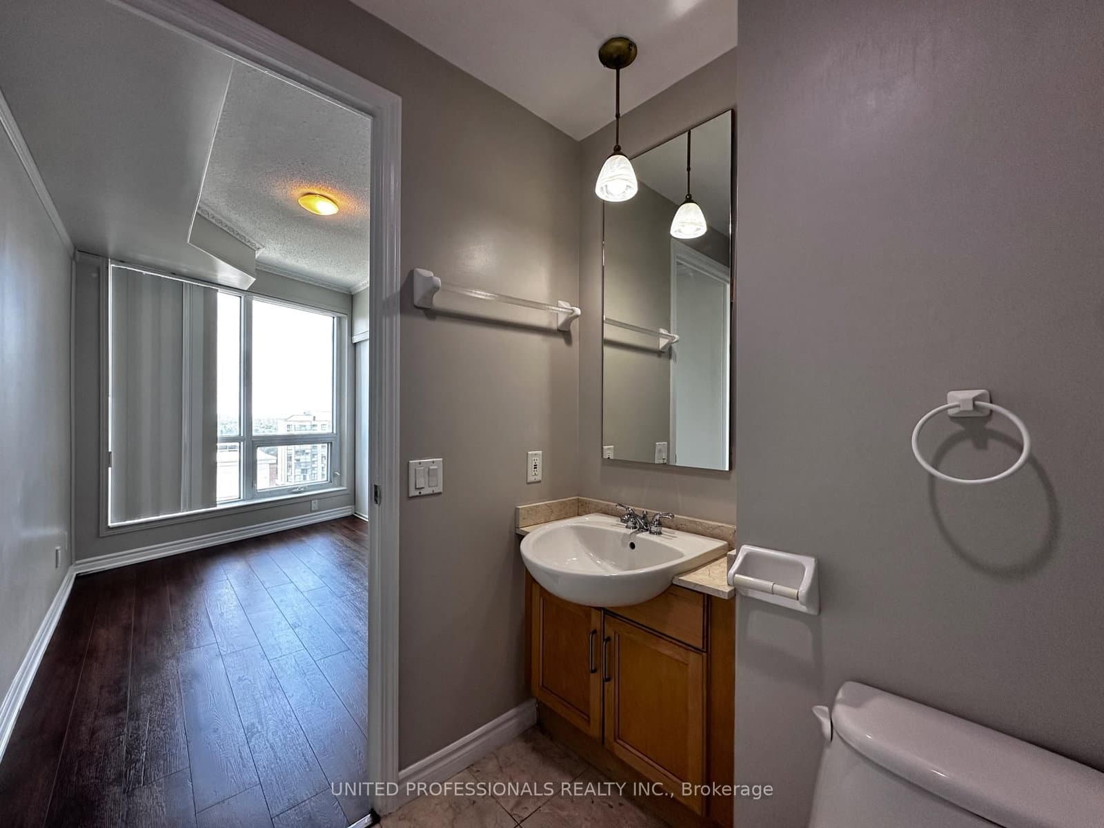 60 Byng Avenue, Unit 1812 thumbnail 13