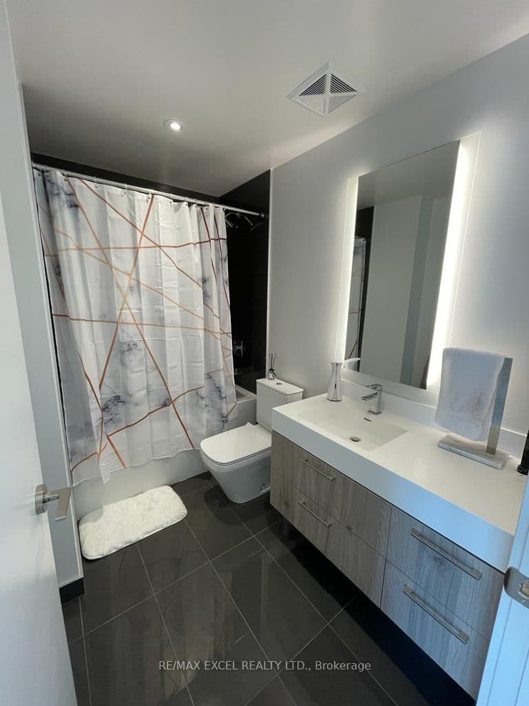 1 YORKVILLE Avenue, Unit 3103 thumbnail 6