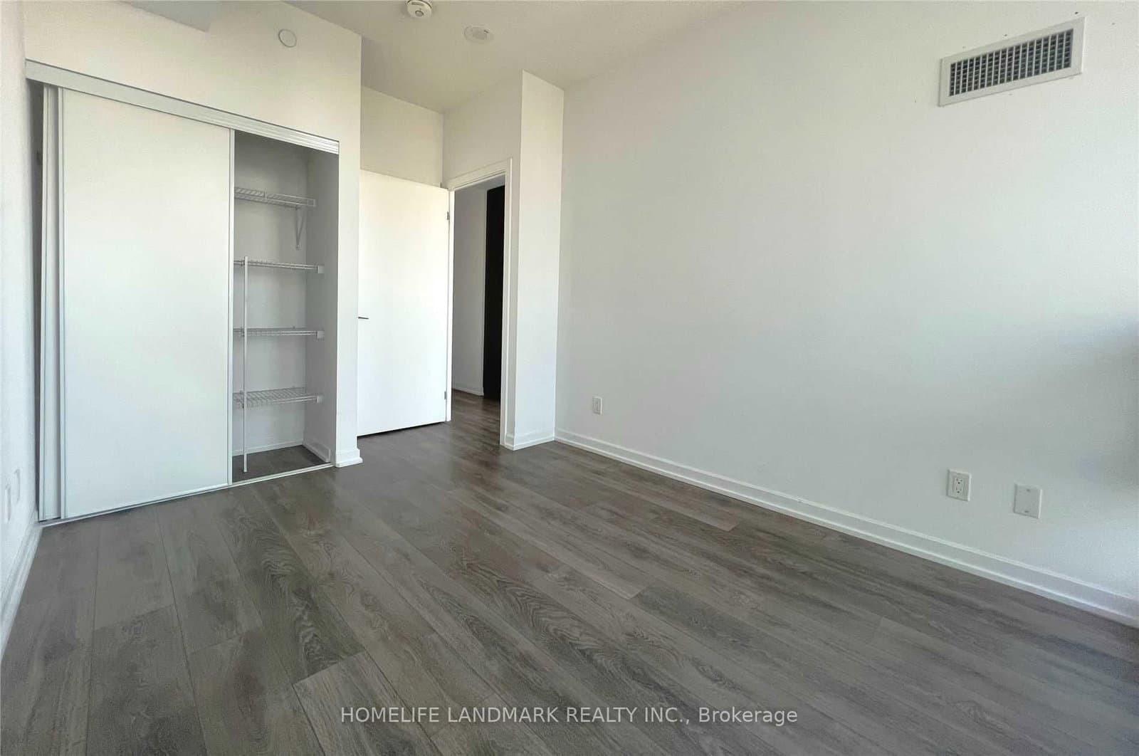 56 Forest Manor Road, Unit 1502 thumbnail 3