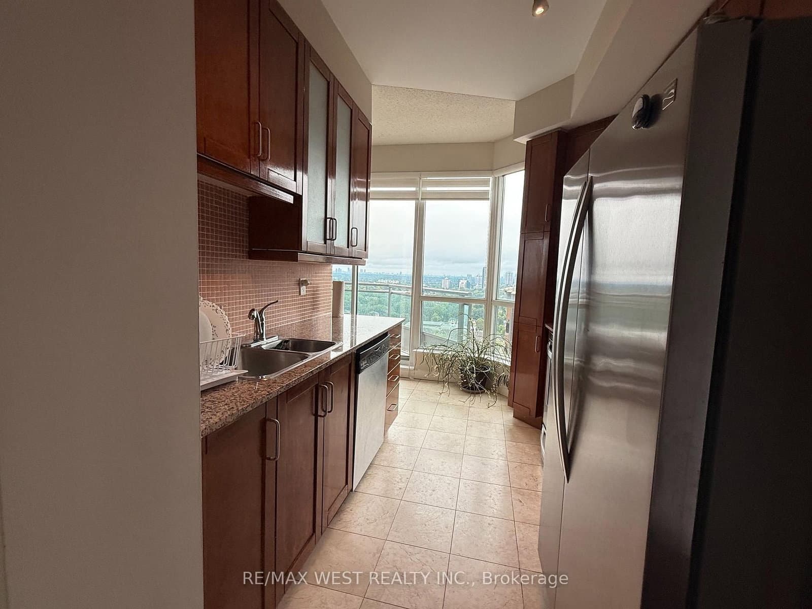 60 Byng Avenue, Unit 2010 thumbnail 16