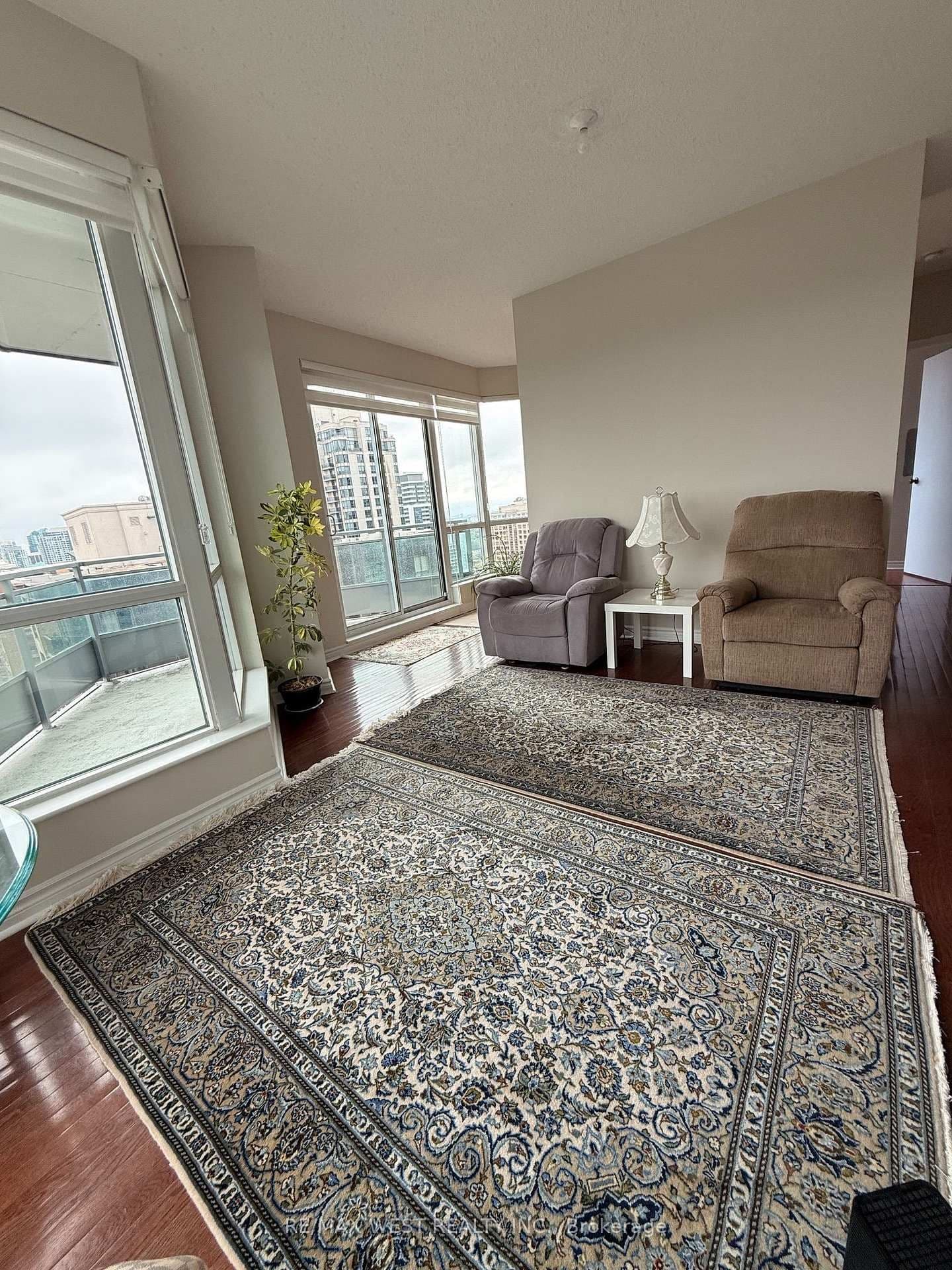 60 Byng Avenue, Unit 2010 thumbnail 6