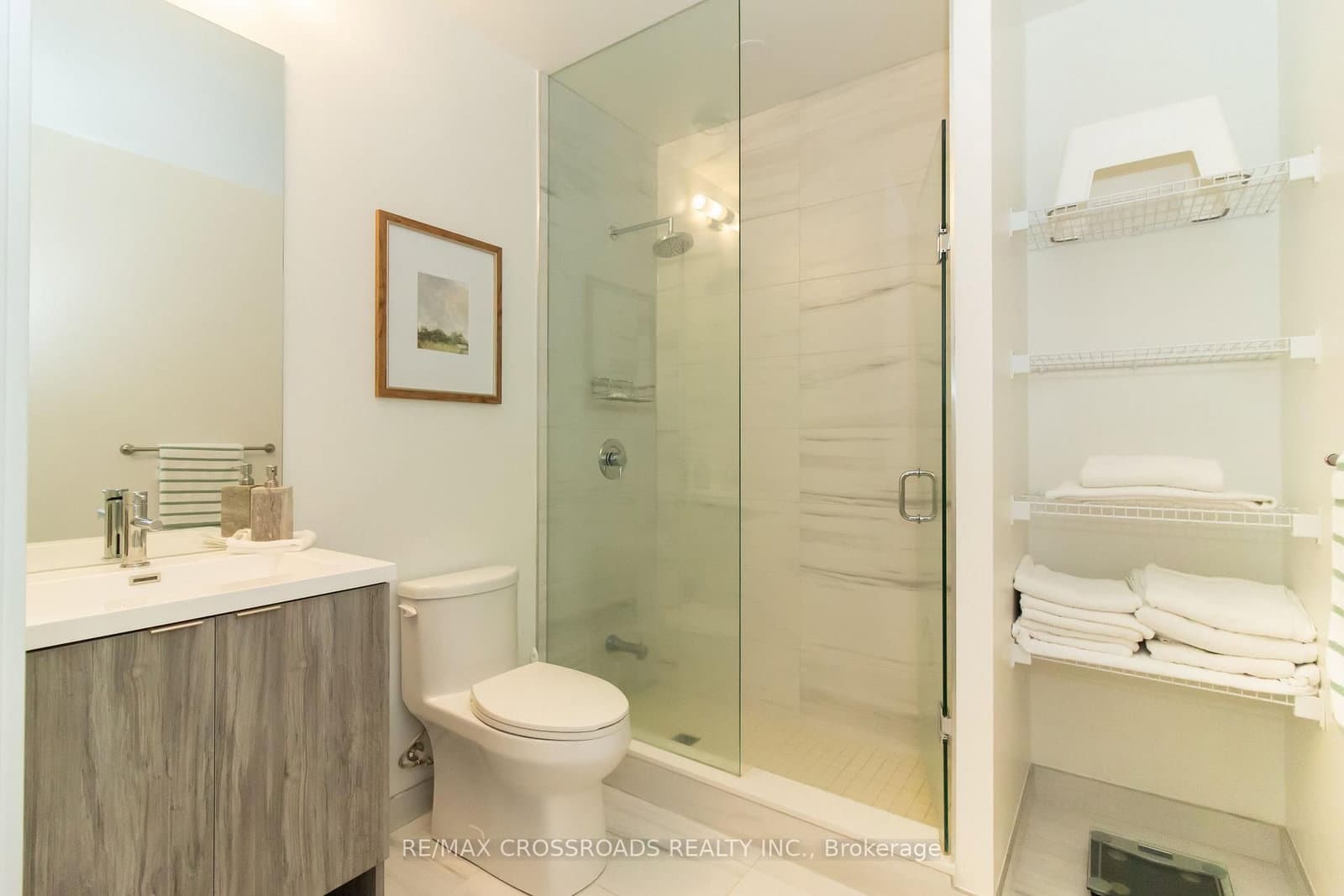 138 Downes Street, Unit 4801 thumbnail 19