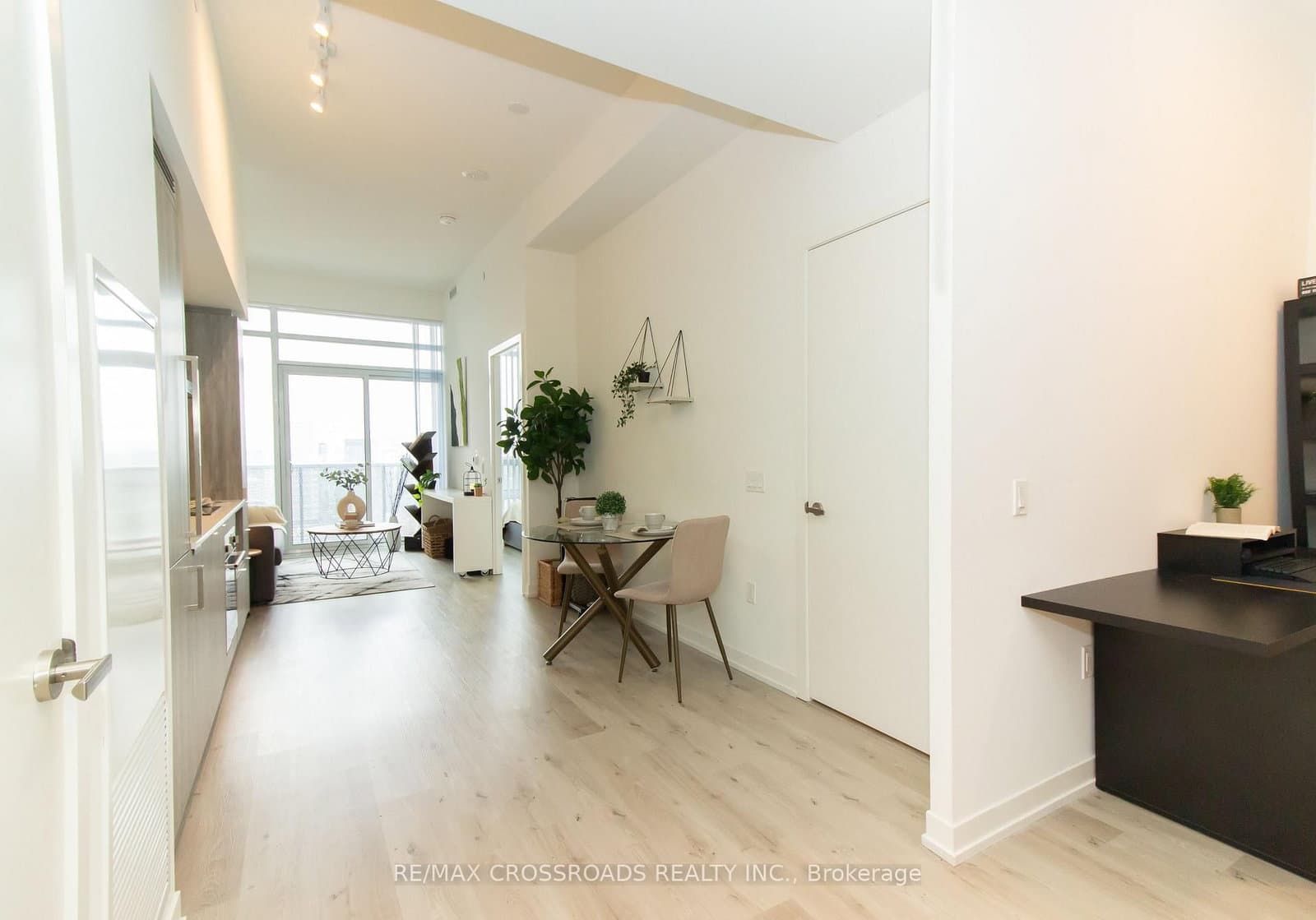 138 Downes Street, Unit 4801 thumbnail 4