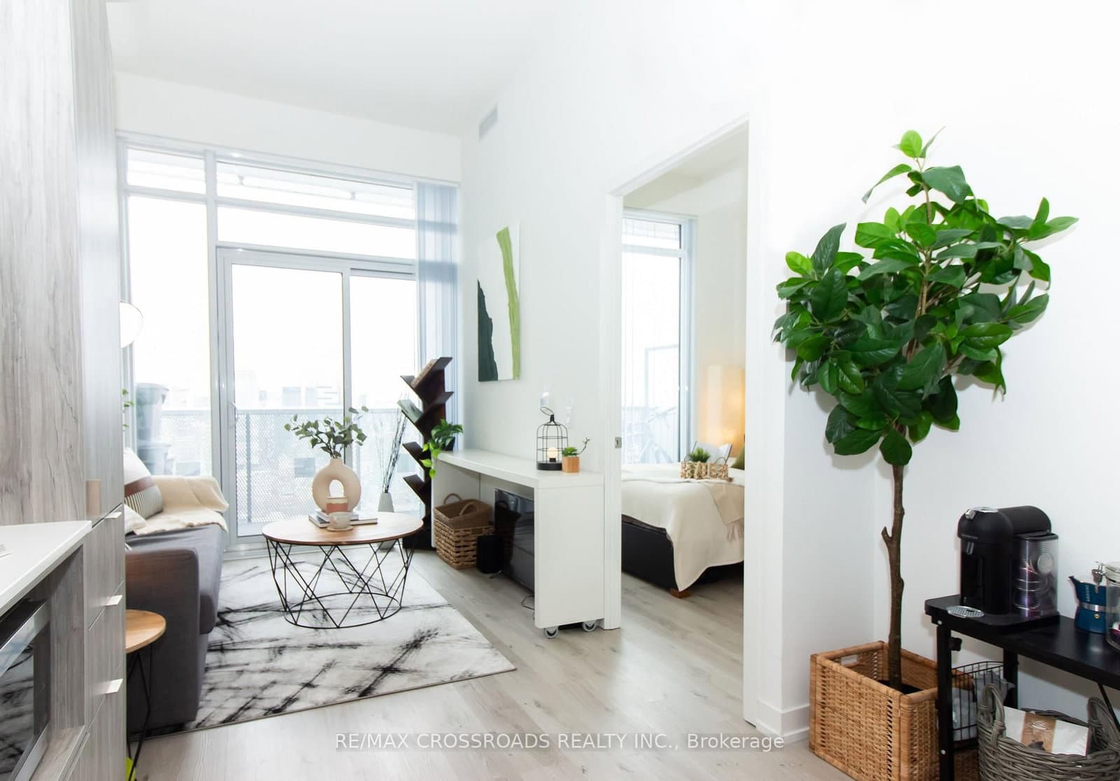 138 Downes Street, Unit 4801 thumbnail 9