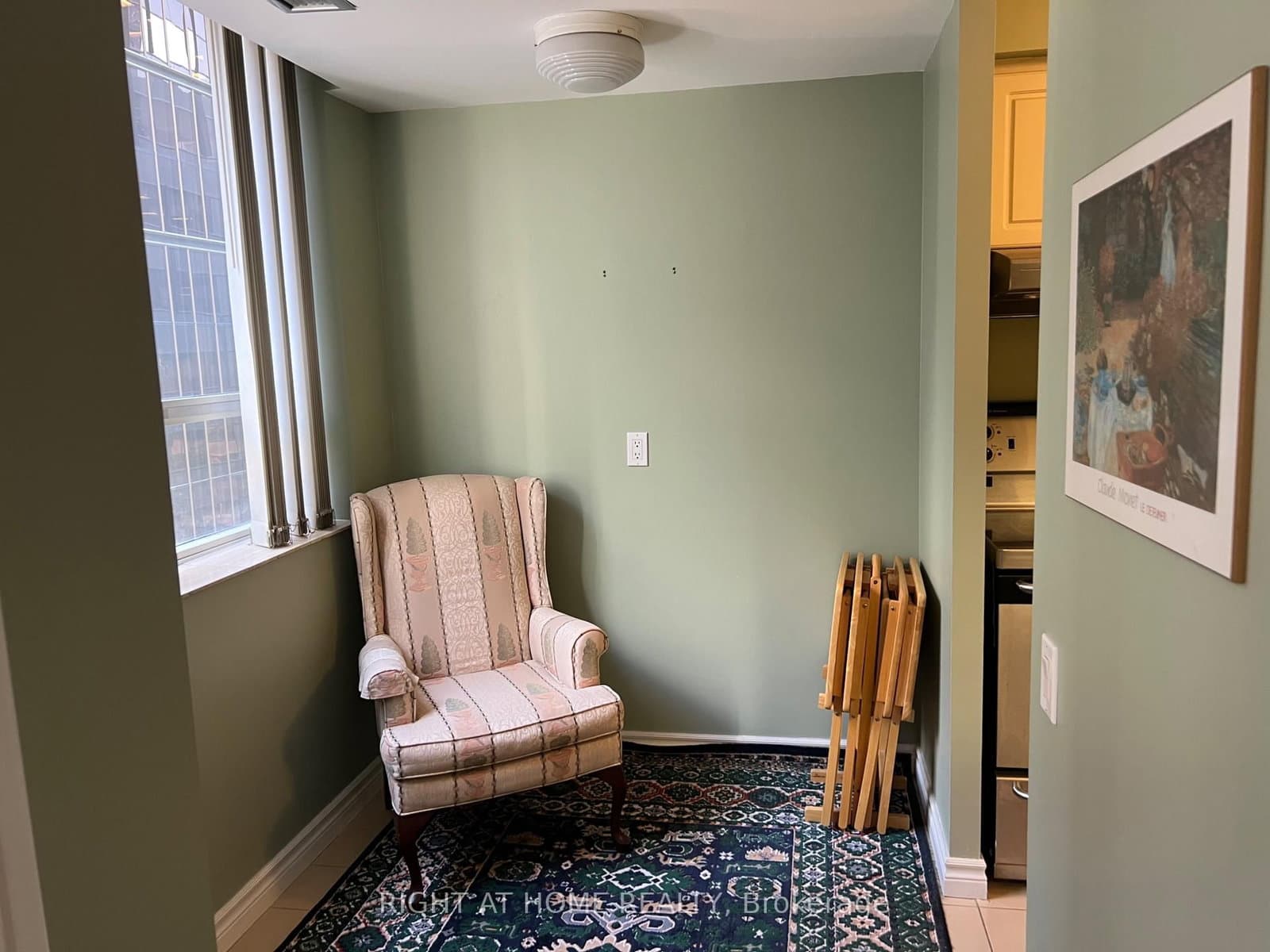 71 Simcoe Street, Unit 705 thumbnail 11