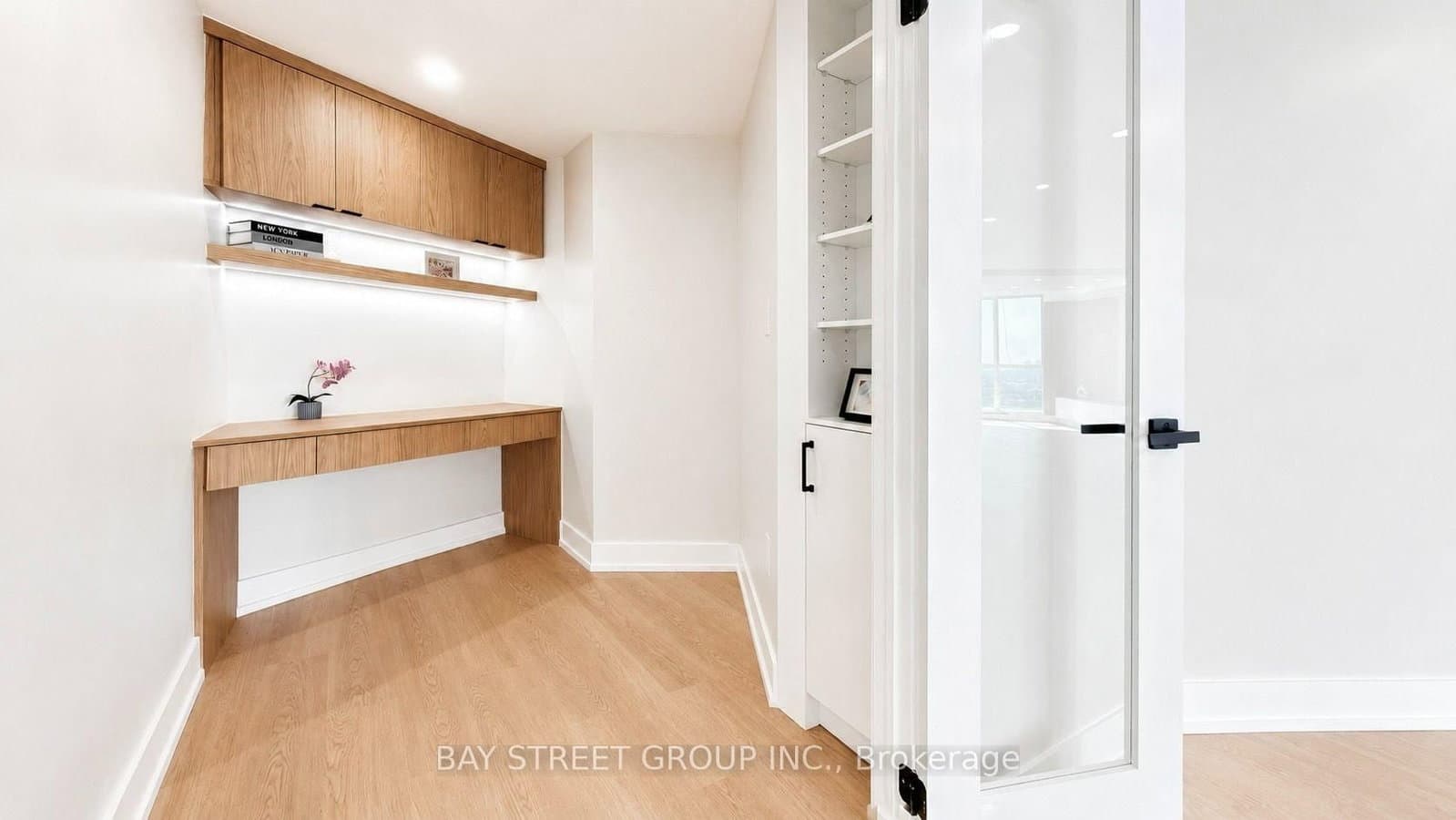85 Skymark Drive, Unit 2201 thumbnail 16