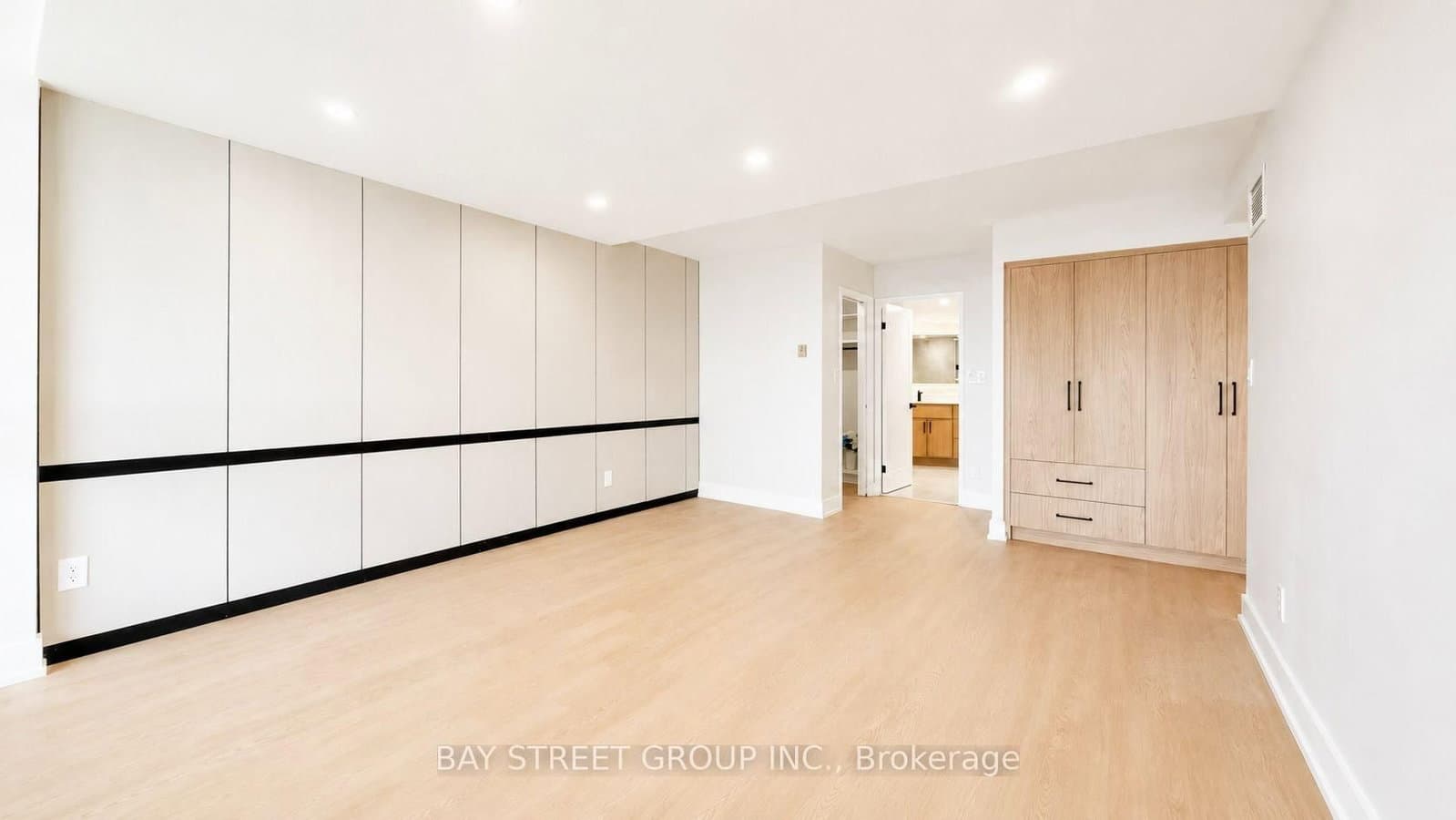 85 Skymark Drive, Unit 2201 thumbnail 22