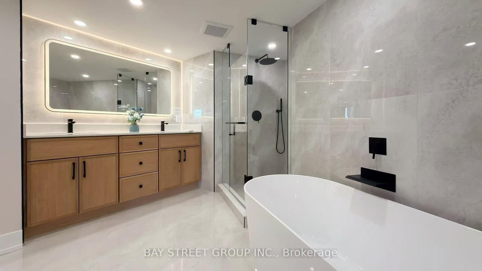 85 Skymark Drive, Unit 2201 thumbnail 25