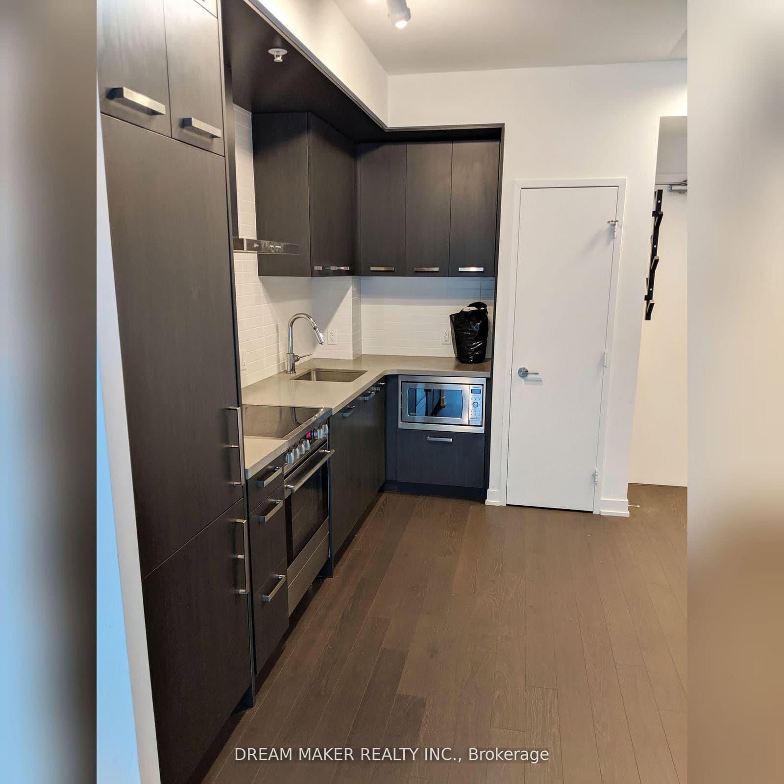 455 Front Street E, Unit 4 thumbnail 3