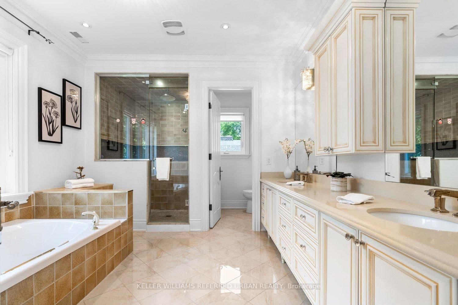 14 Tremont Crescent thumbnail 30