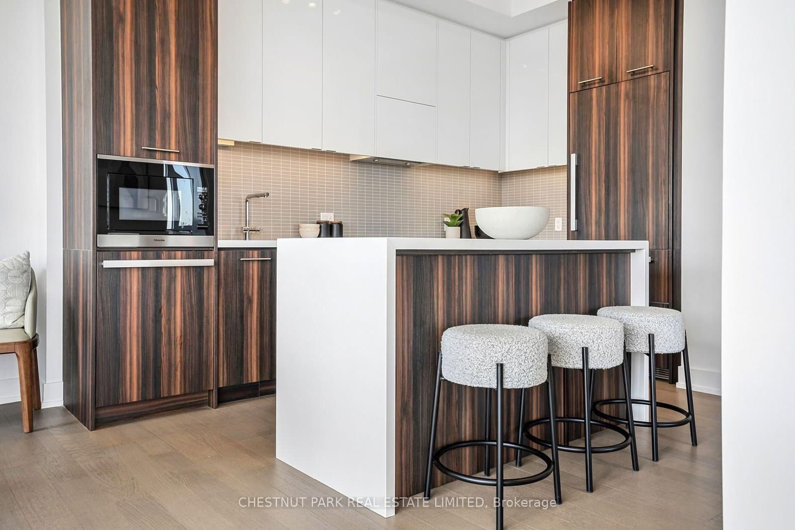 11 Lillian Street, Unit 1802 thumbnail 23