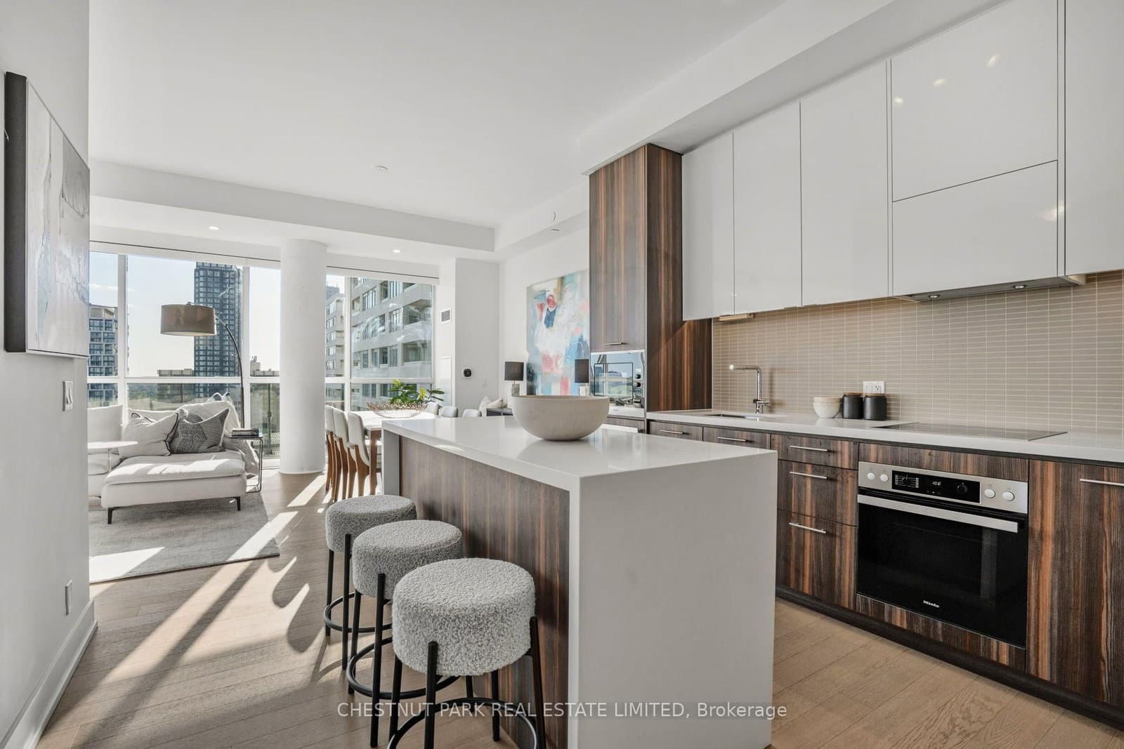 11 Lillian Street, Unit 1802 thumbnail 24