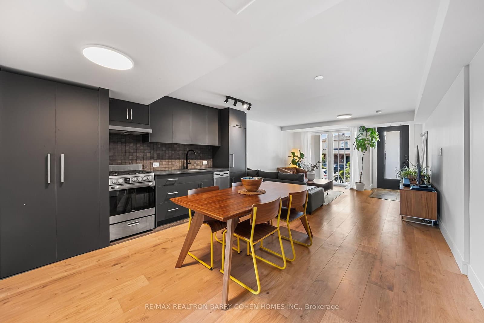33 Lanark Avenue thumbnail 26